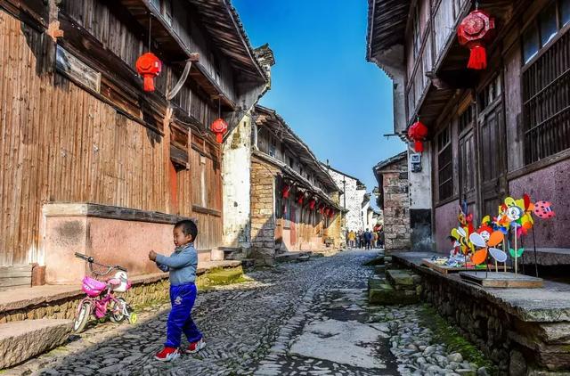 浙江这9个极具韵味的古镇,我愿余生与你一起走!