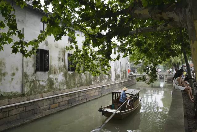 ���ԣ���һ�������ݱش򿨾��㣬԰�ֹ�����ʳ��·���ܣ�