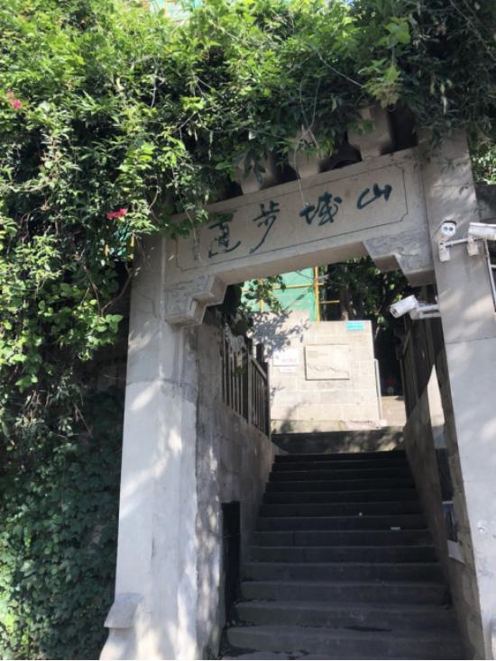 ȥ�������п���һ�ݹ��Ծ͹��ˣ���8����ȥ���㣬��������ɹ���