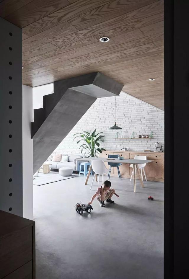 顶层复式,生活要有仪式感