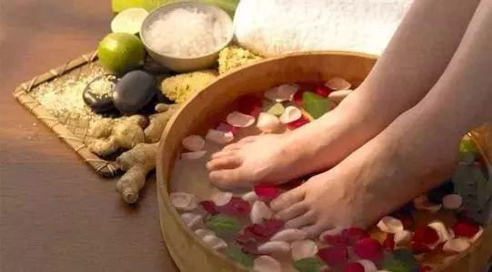 �����죬�����ȱƺ������������κ�ʱ�ڣ������������