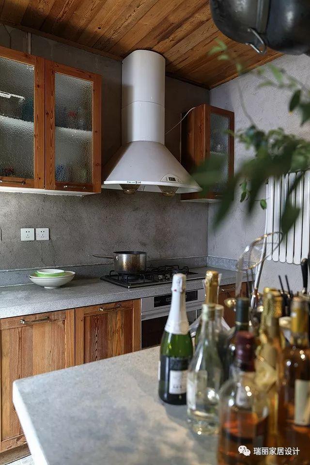 一人一屋一庭院