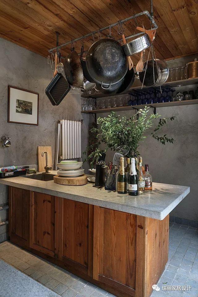 一人一屋一庭院