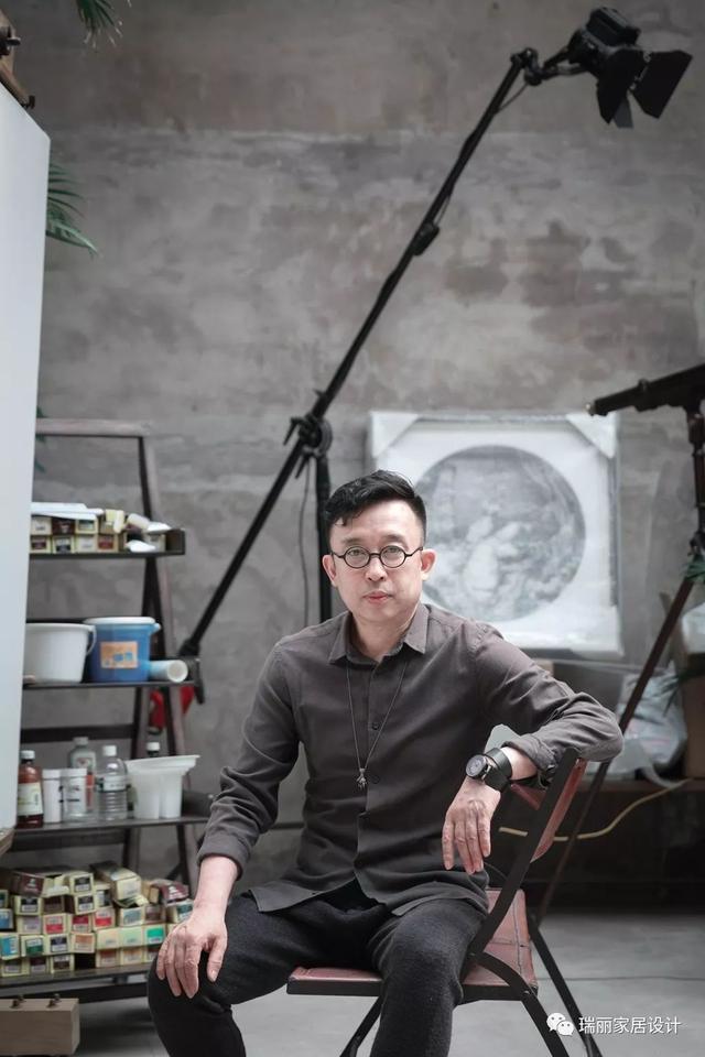 一人一屋一庭院