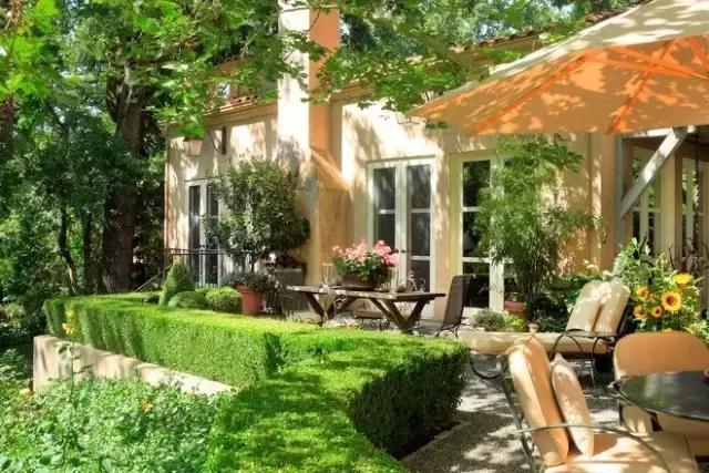 100���������˵�¶̨��԰���ղ�������Ժ��ʱ�ã�