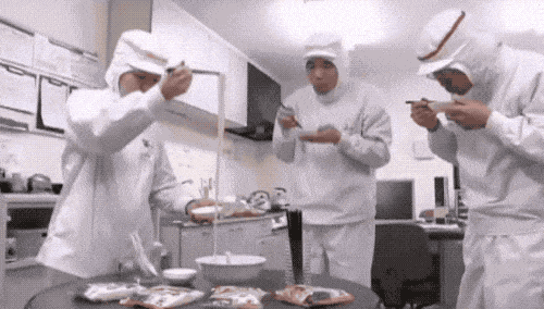 天天没事就吃方便面的人,你们知道方便面是怎么被生产出来的吗?