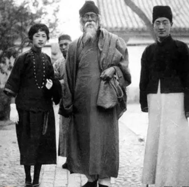 վ�ŵĻ���20��������ϡ�û����ʱ��Ҧ������������Ȧ����������Ƭ��