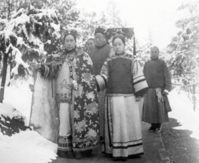 վ�ŵĻ���20��������ϡ�û����ʱ��Ҧ������������Ȧ����������Ƭ��