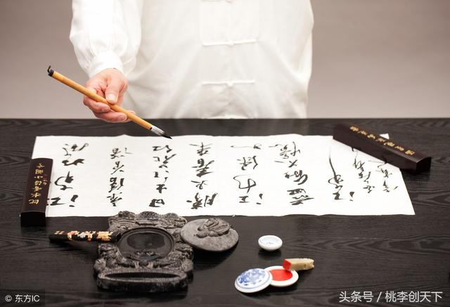 100个常用俗语,有解释,有例句,值得收藏!