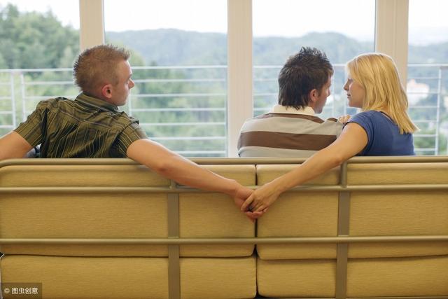 25���������㣬�����Ϻ���Ҳ���У�����˼����