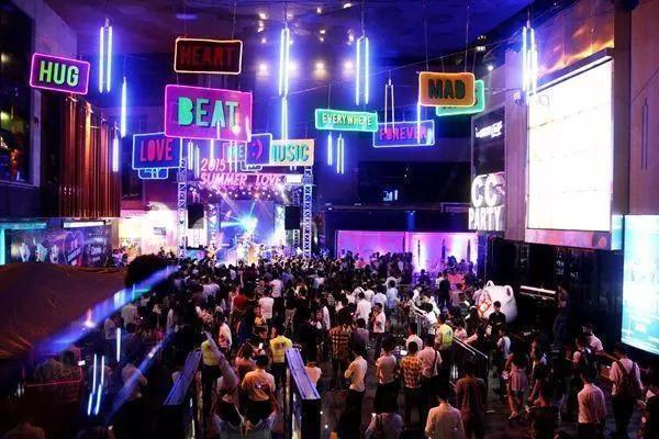 �ɶ�ȫ���ԣ���ˣ�����������̵��츮���󾰵�