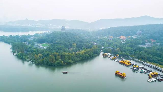 ��ǿ���ݹ��ԣ������Щ�����������ݣ��ʺϵ�һ�������ˣ�