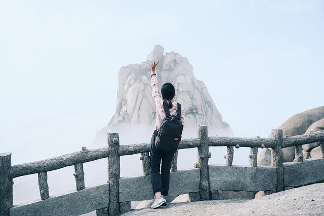 ������ֵ��ȥ��һ��ɽ����ʱ����Ϊ�����������羰�����ɽ������