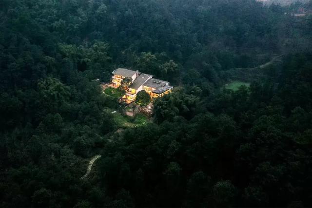 һ���Ŀ���ҵ�����ɽ���췿���ӣ�3�������룬��ֲ�ͨ��