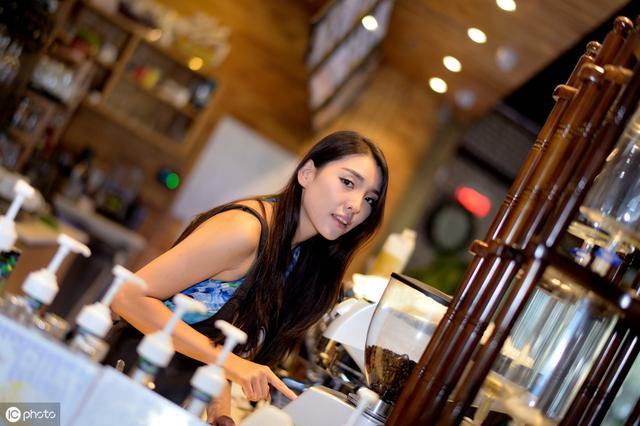 13��������������羭���棬�����������缶��Ʒ�Ƶģ�