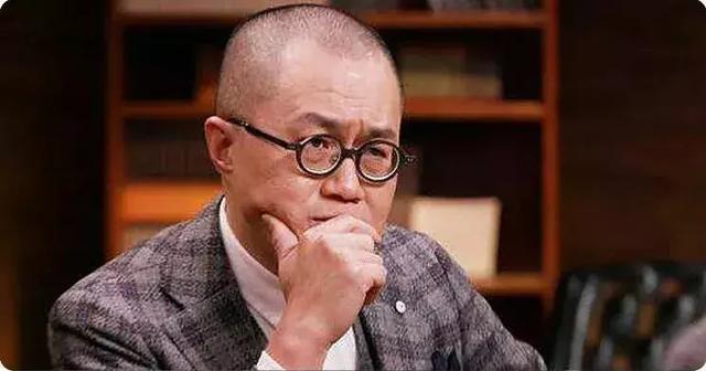 ��Բ���ɡ���������60��Сʱ����һ����Χ�ۣ���100����������