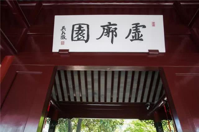 ���γ��죬����һ��