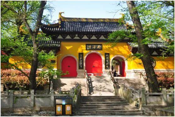 ���γ��죬����һ��