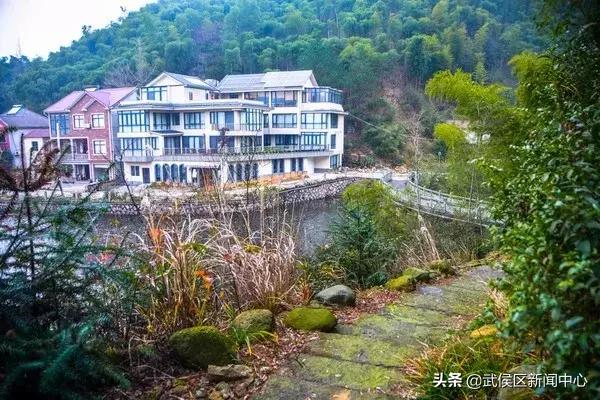 ����ֵ��ȥ��11���ط��������ֺ�ˣ��