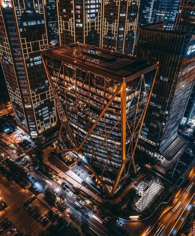 ���ĳ�������ħ�õ��й���̫����