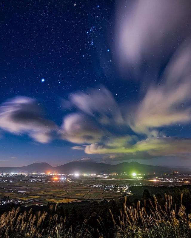 ��������ĳ�������֪����Щ�羰��ԭ����ô��