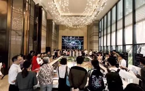 ��¥�����Ļ��������ӿ�ʼ������·��