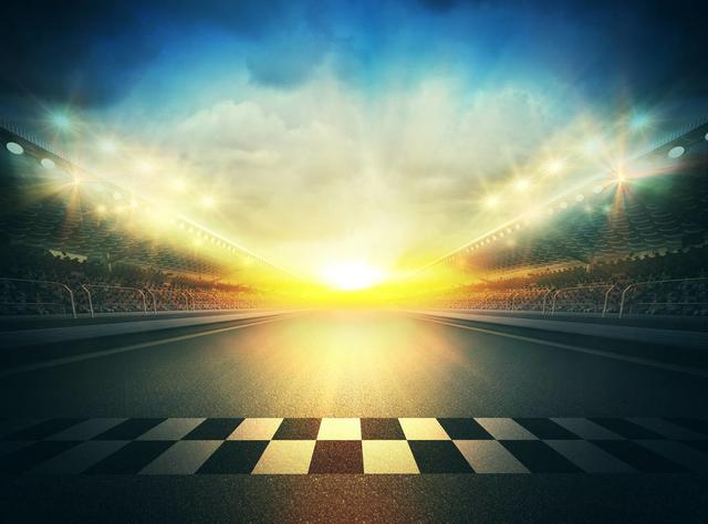 һ�������гǸ����ˣ������ڰѿ����ģ�ֵ���㻨ʱ��ϸϸƷ��