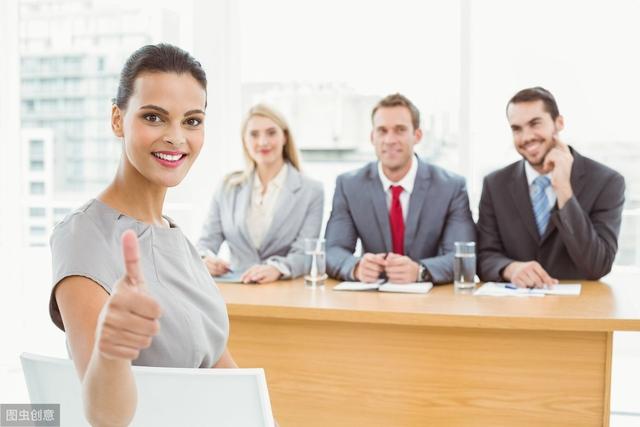 ����ƣ�������Ͽ��㣺����3��������������������Ԫ��������һ��