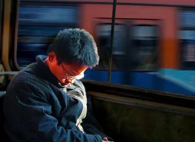 �й��˰����ӹ����ˣ���Ⱥ��ģ�