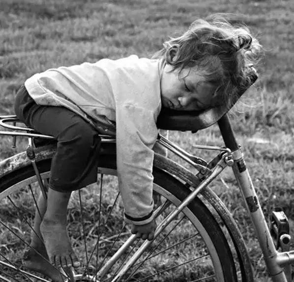 �й��˰����ӹ����ˣ���Ⱥ��ģ�