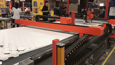 �й�ʮ�����˹������߻�е�Զ�������Ӱ��