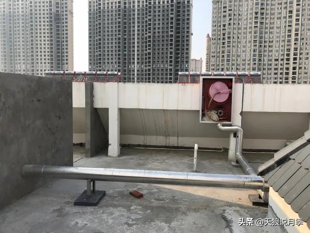 ������1��ʱ�䣬���Լ�¥�������һ������¶̨��԰