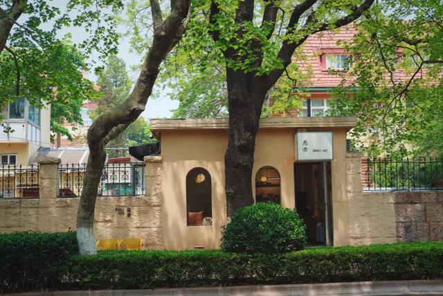 �����ൺ������10��С�£��һ��˾�Υ�Ŀ���