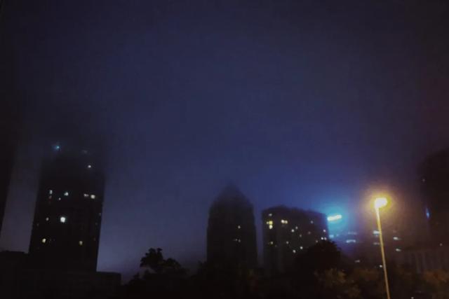 �����ൺ������10��С�£��һ��˾�Υ�Ŀ���