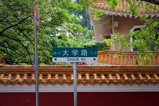 �����ൺ������10��С�£��һ��˾�Υ�Ŀ���