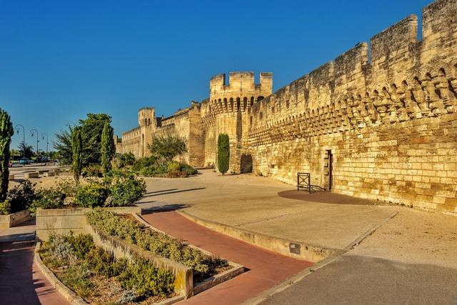 ϲ������������˶�Ӧ��ȥ�������ݣ���ʷ���ǹŷ��̴�