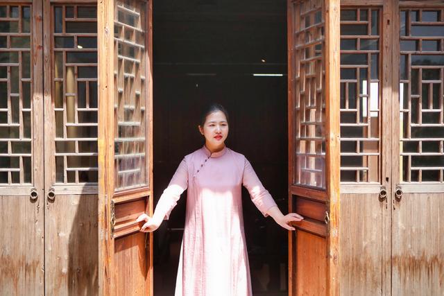 ����Ϻ��ܱߵ����ݹ���ֵ��һס���ľ����������˼���ɲ�