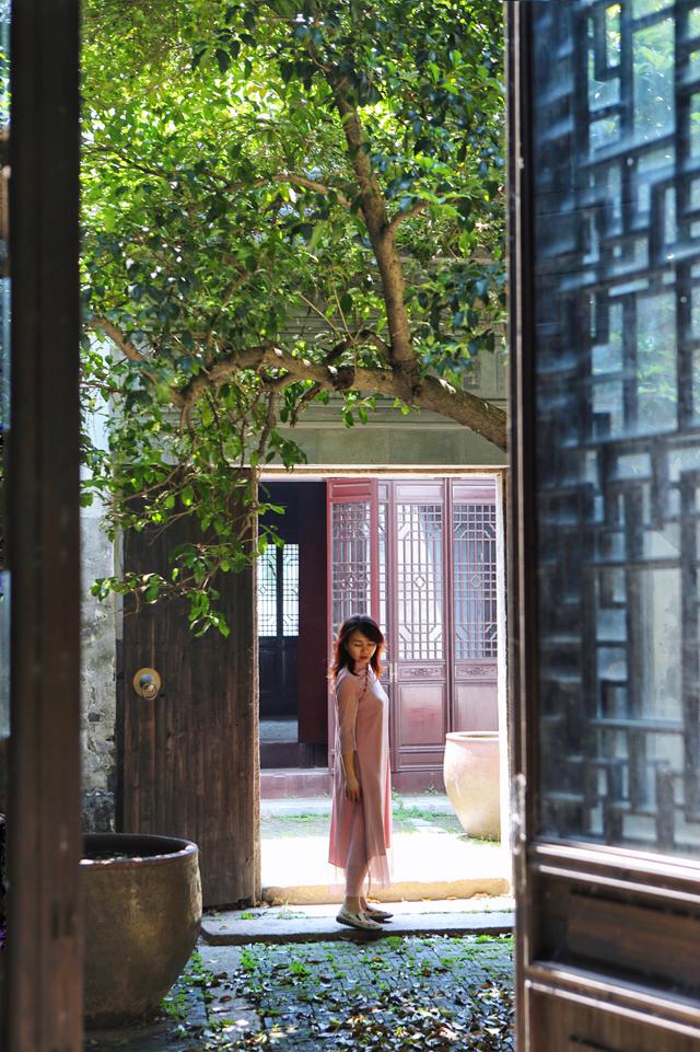 ����Ϻ��ܱߵ����ݹ���ֵ��һס���ľ����������˼���ɲ�