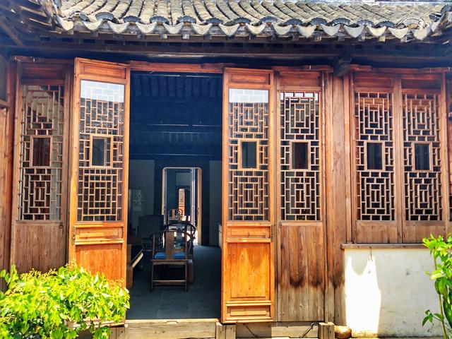 ����Ϻ��ܱߵ����ݹ���ֵ��һס���ľ����������˼���ɲ�