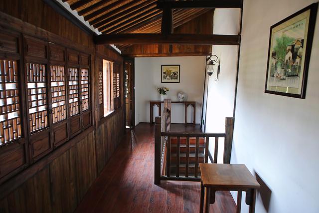 ����Ϻ��ܱߵ����ݹ���ֵ��һס���ľ����������˼���ɲ�