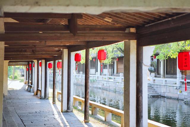 ����Ϻ��ܱߵ����ݹ���ֵ��һס���ľ����������˼���ɲ�