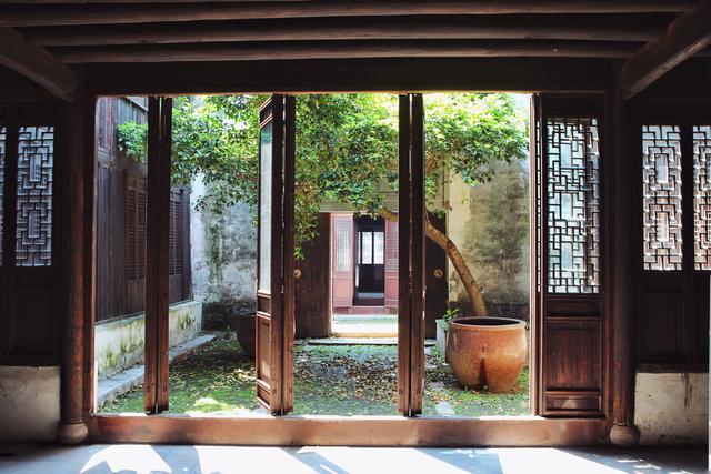 ����Ϻ��ܱߵ����ݹ���ֵ��һס���ľ����������˼���ɲ�