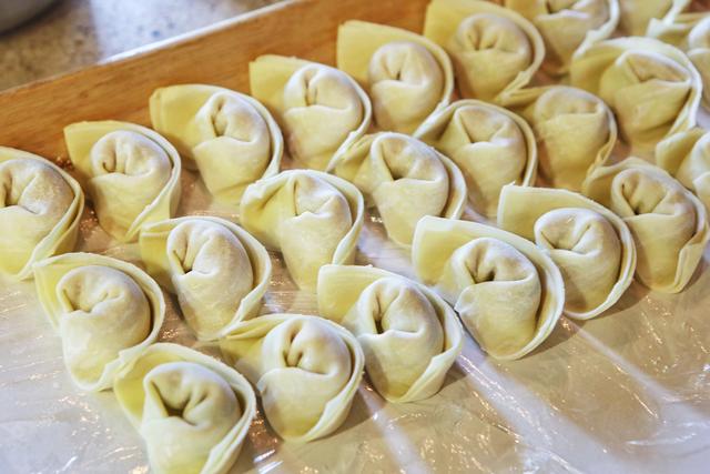 ����Ϻ��ܱߵ����ݹ���ֵ��һס���ľ����������˼���ɲ�