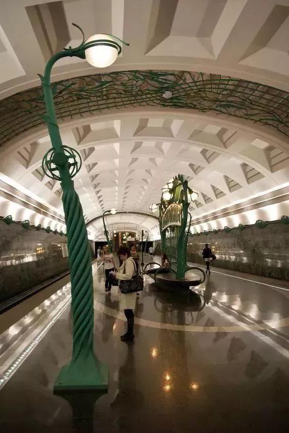 ����������ʵ�Ķ���˹