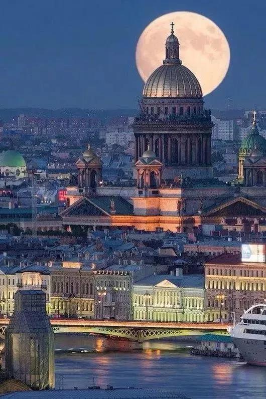 ����������ʵ�Ķ���˹