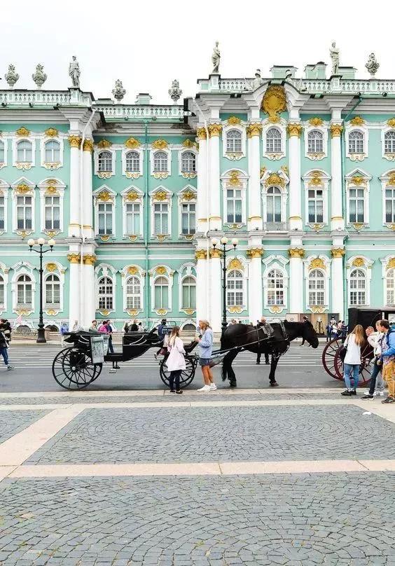 ����������ʵ�Ķ���˹