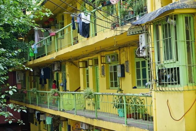 ����80����Ͻ�����Ϳѻ�壬��������200Ԫ��ס���ο���Ѵ�