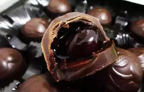 80��Сʱ���30�ֱ�����ʳ���Թ�10�����Ͼ�˵�������ˣ�