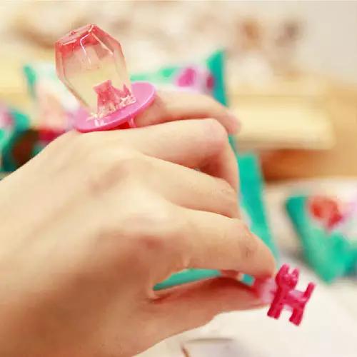 80��Сʱ���30�ֱ�����ʳ���Թ�10�����Ͼ�˵�������ˣ�