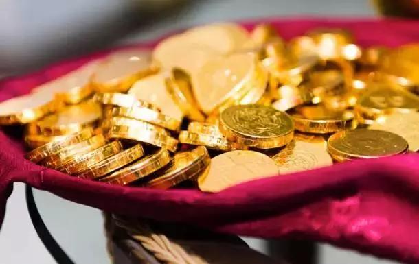 80��Сʱ���30�ֱ�����ʳ���Թ�10�����Ͼ�˵�������ˣ�